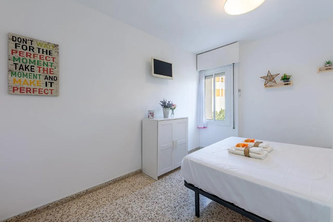 아파트 797 Holiday Rentals- Comodo Apartamento Para 4 En Hercules 베날마데나코스타