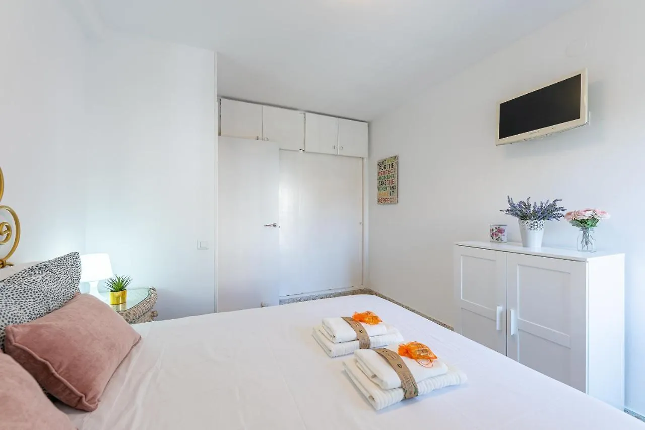 797 Holiday Rentals- Comodo Apartamento Para 4 En Hercules Benalmádena Appartamento