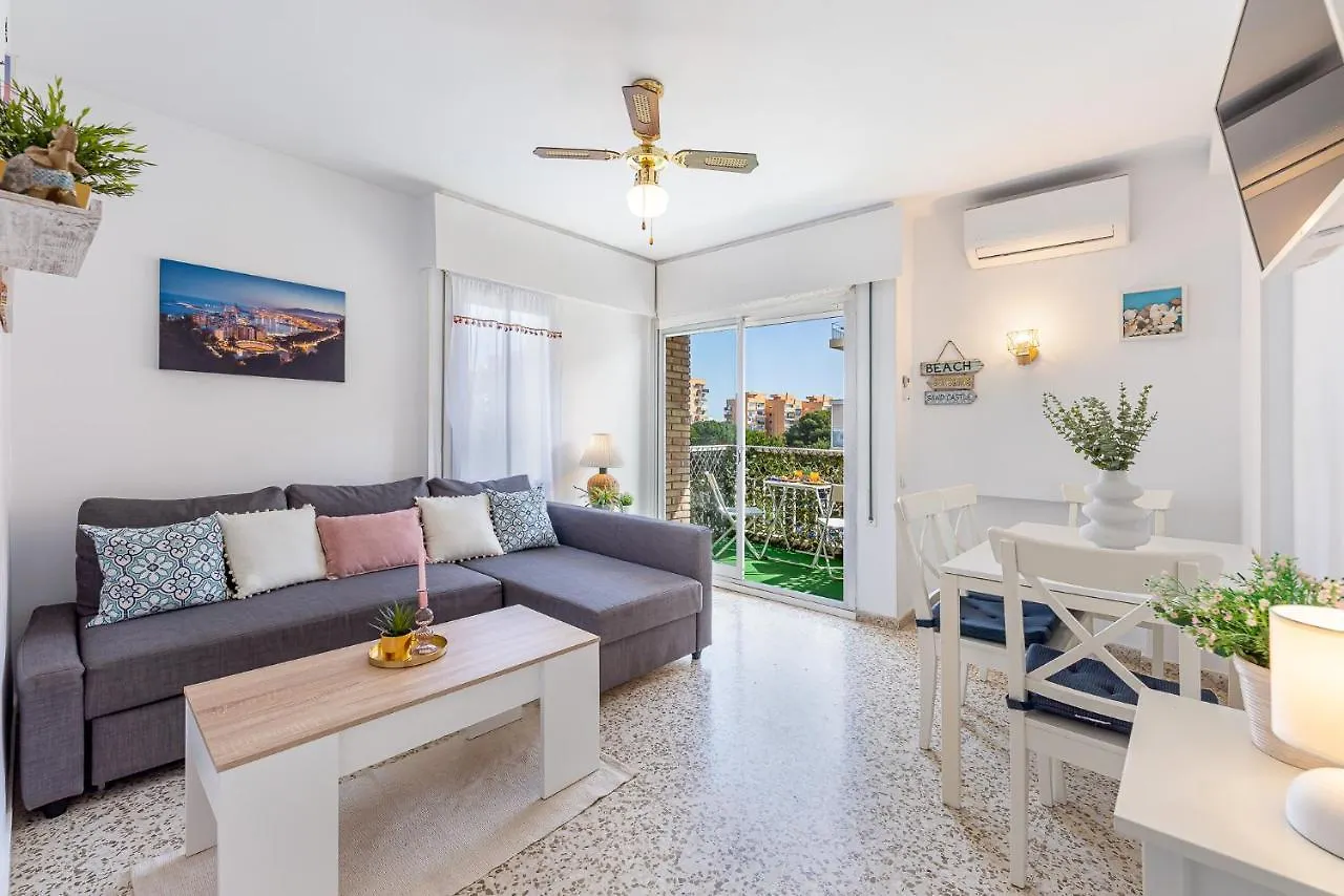 797 Holiday Rentals- Comodo Apartamento Para 4 En Hercules Benalmádena